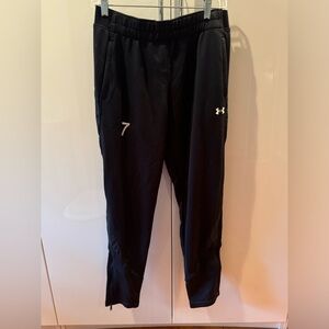 Under Armoir loose warm up pants NWT size S